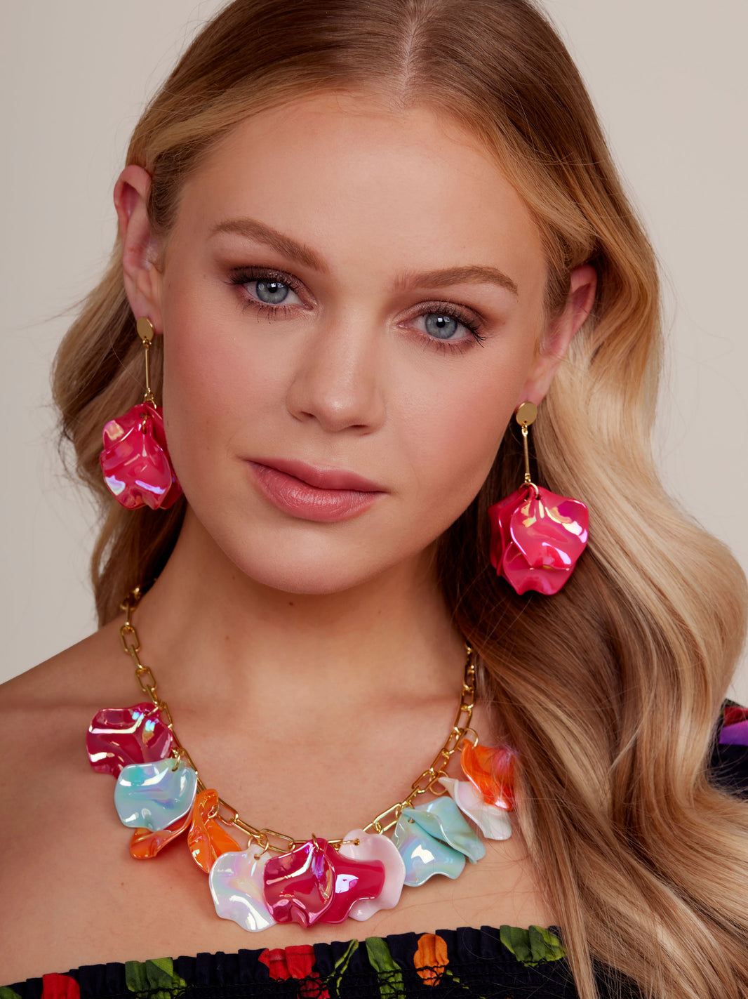 Zenzii Resin Cable Chain Drop Earring