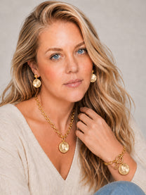 Maren Disc Pendant Short Necklace