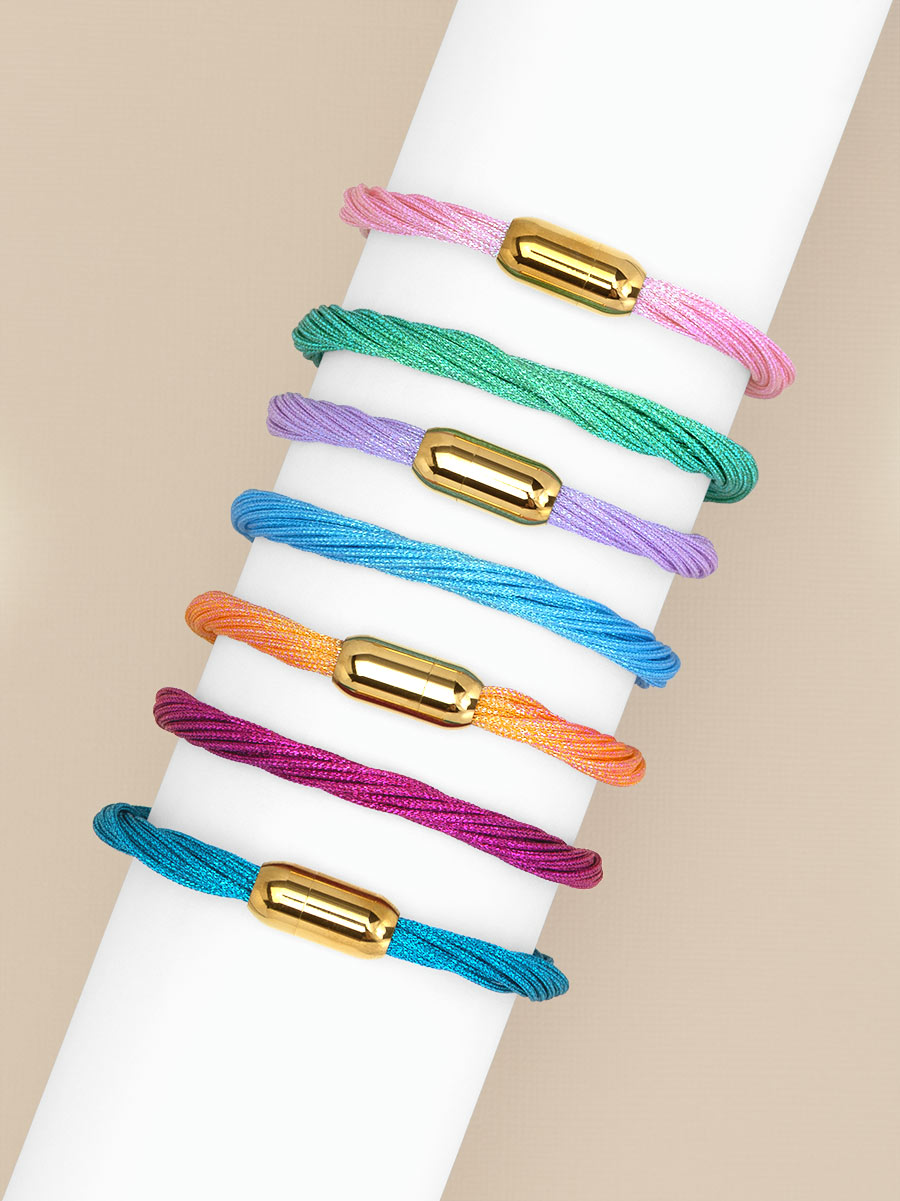 Silk Shine Magnet Bracelet